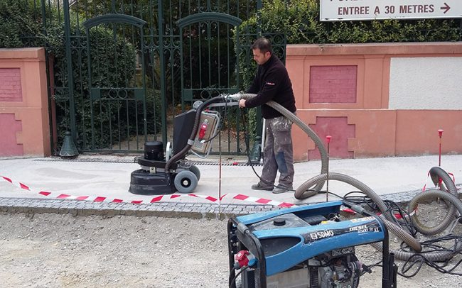 Traitement de béton - Bouchardage