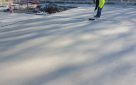 Béton balayé ; idéal pour de grandes surfaces circulées