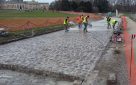 Chantilly Rue du Conétable, Aménagement complet en pavés de remploi , bordures , pavés sur voirie et sur trottoirs; Intégration d’un circuit de chauffage sous le pavage