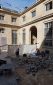 Cour de la Monnaie de Paris - remise en etat de la cour intérieure - dépose - terrassement - repose des pavés après passage de réseaux.