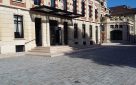Cour de la Maison de Champagne Veuve Clicquot