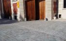 Cour de la Maison de Champagne Veuve Clicquot
