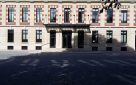 Cour de la Maison de Champagne Veuve Clicquot